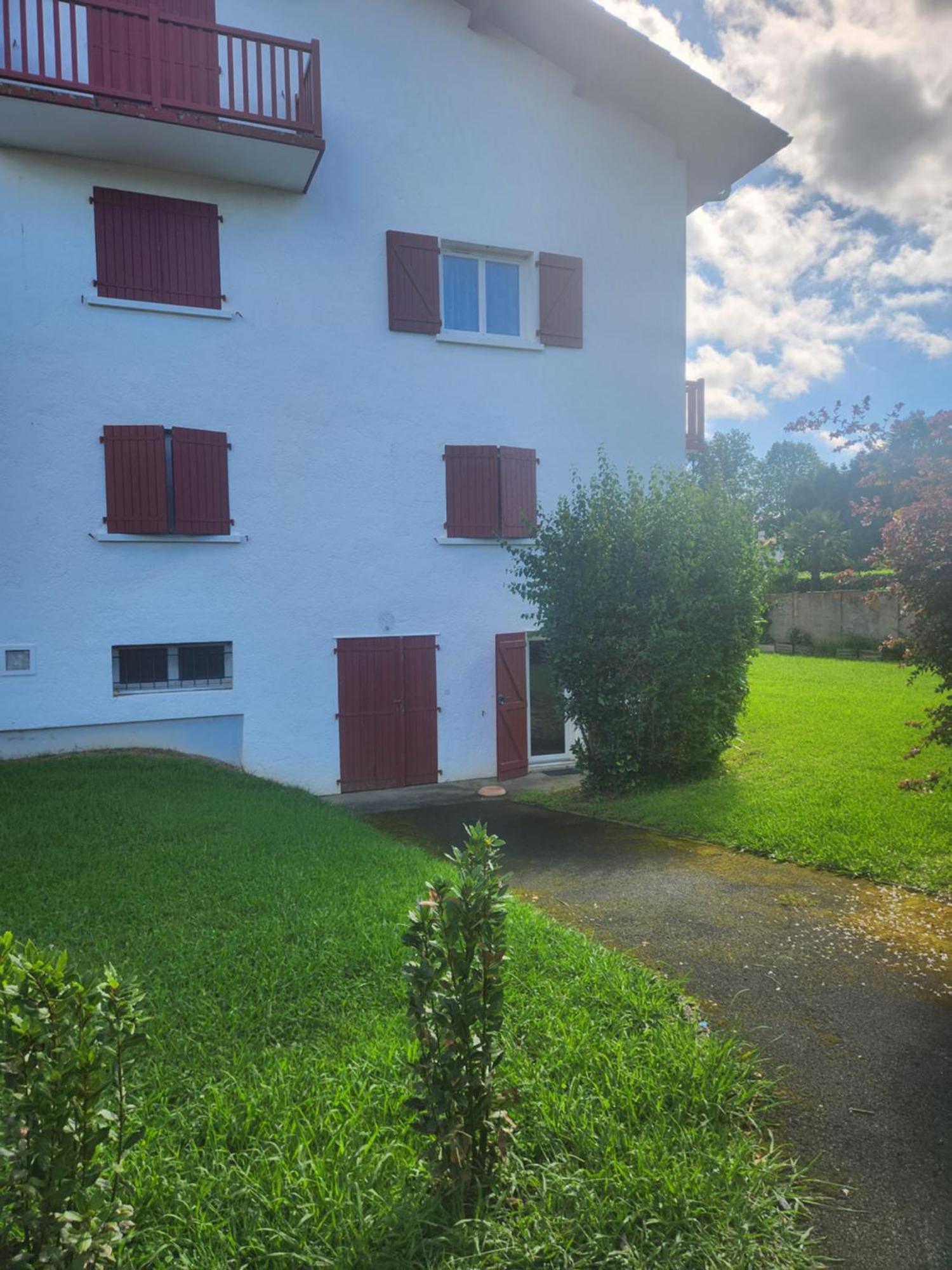 Studio Sur Les Fleuristes Cambo-les-Bains Εξωτερικό φωτογραφία